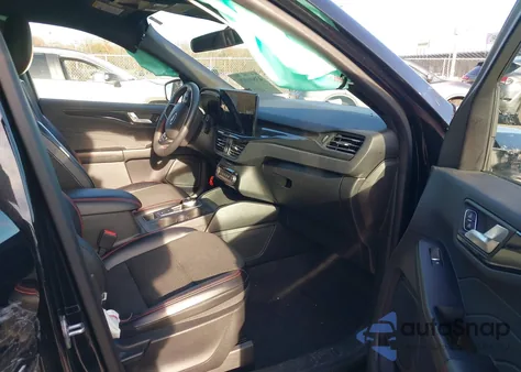 2023 Ford Escape St-Line from USA, damaged, VIN 1FMCU9MN7PUA91777